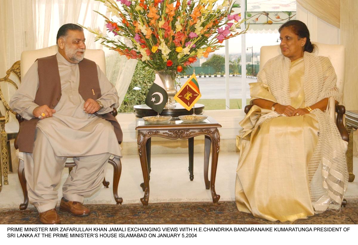 PM+ EX- VIEWS PRES OF SRI LANKA.psd